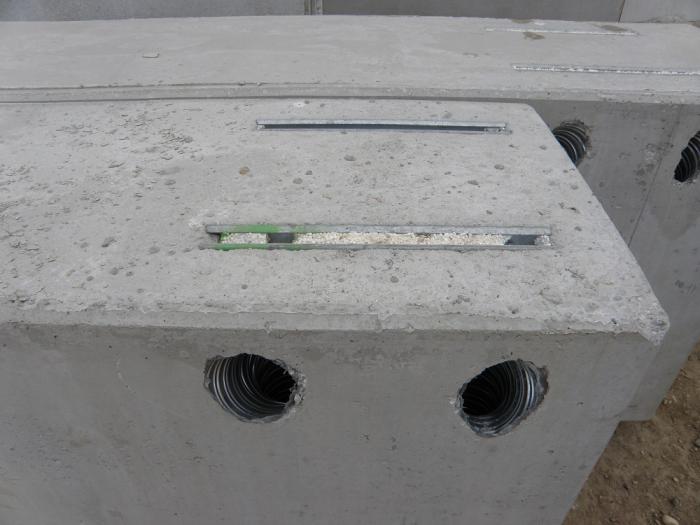 Trgerbefestigung (Halfenschiene)